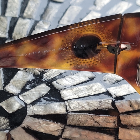 Versace Havana Brown Vintage Sunglasses - Picture 6 of 15